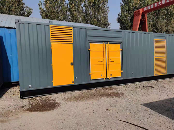 老城镇300kw 柴油发电机组用多大的空气开关？